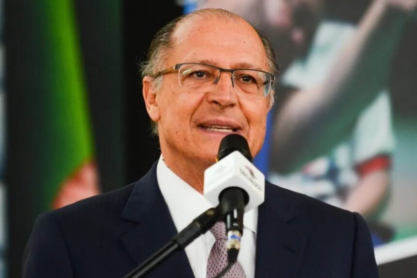 Alckmin deixará ministério em abril para se dedicar às eleições