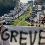 Caminhoneiros ameaçam entrar em greve contra a alta do diesel