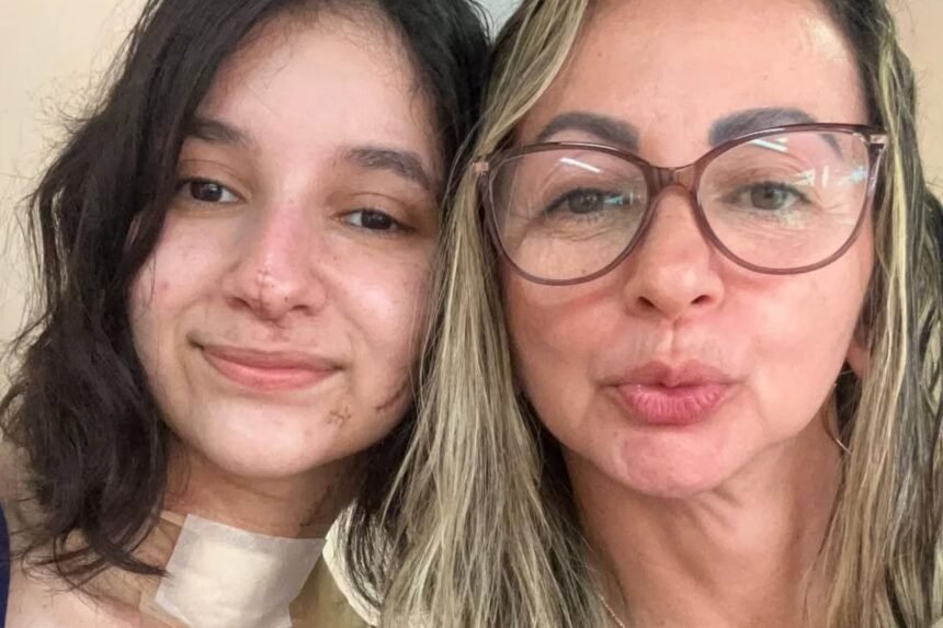 Mãe e jovem que sofreu tentativa de feminicídio em São Gonçalo, Rio