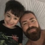 Pai de Henry Borel fala após julgamento ser adiado