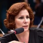 Carla Zambelli: Defesa vai recorrer de decisão sobre extradição