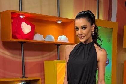 Apresentadora se sente constrangida em entrevista