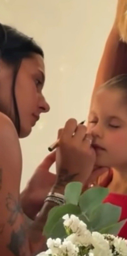 Ana Castela e a filha de Zé Felipe