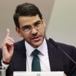 Jorge Messias durante sabatina na CCJ do Senado por vaga ao STF