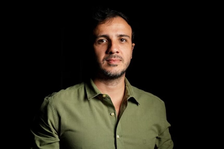 Em mensagens, presidenciável Renan Santos cita uso de alucinógenos