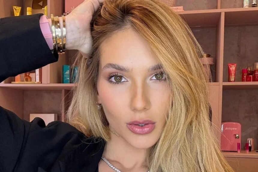 Virginia Fonseca e amigas fazem tatuagem em comum e revelam motivo especial