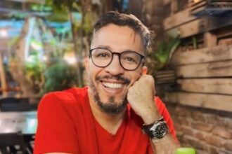 Jean Wyllys confirma retorno à política e se candidata a deputado federal