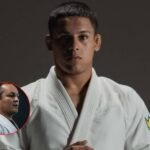 Mica Galvão se pronuncia após prisão de pai: "repudio qualquer forma de assédio"