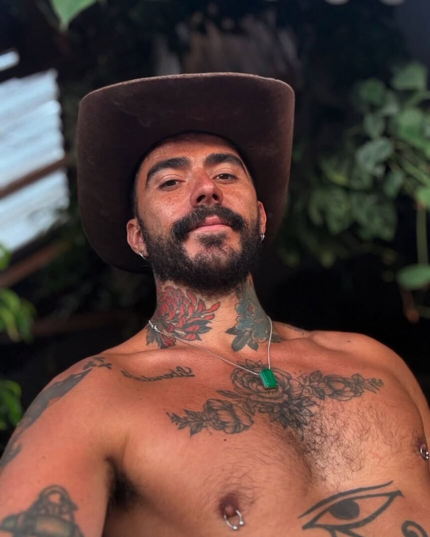 "Difícil lidar", diz influenciador que registrou luzes e relatou OVNIs no Paraná