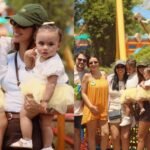 Fofas! Filhas de Neymar curtem a Disney antes de jogo da Seleção Brasileira