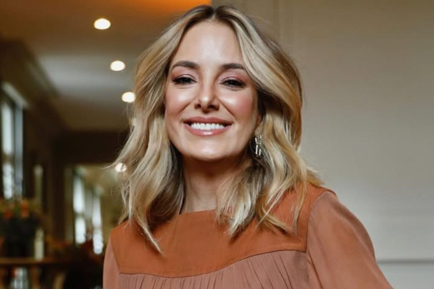 Ticiane Pinheiro emociona web ao relembrar crise financeira e superação da famíliaTiciane Pinheiro emociona web ao relembrar crise financeiTiciane Pinheiro emociona web ao relembrar crise financeira e superação da famíliara e superação da família